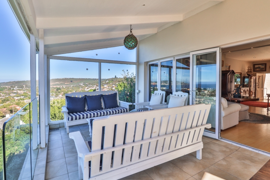 To Let 4 Bedroom Property for Rent in Lower Robberg Western Cape